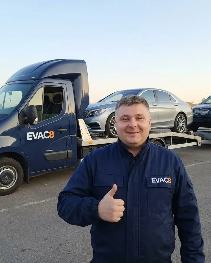 Анатолій, власник EVAC8